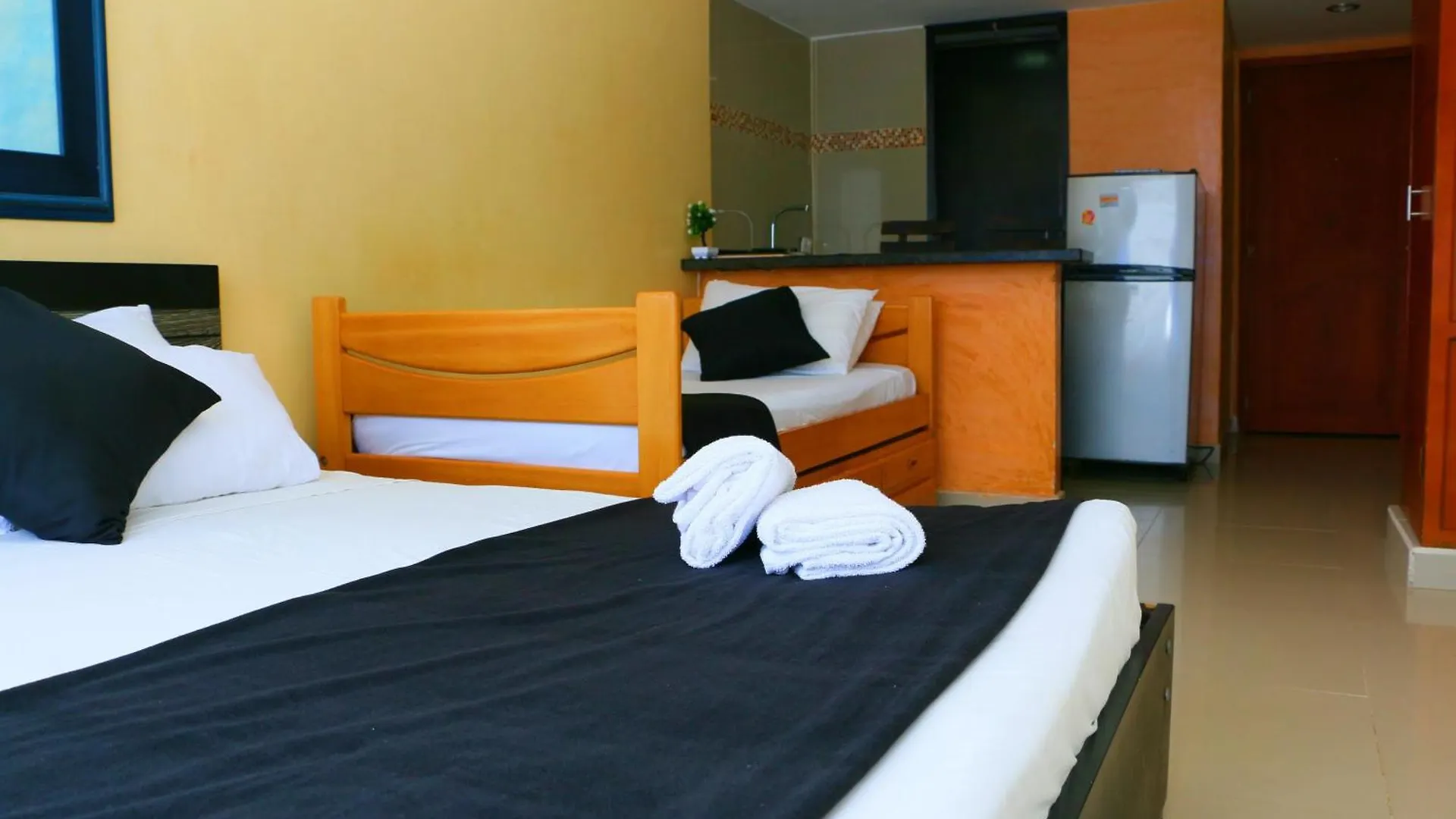 Ec-Al2J Estudio En Cartagena Cerca Al Mar Con Aire Acondicionado, Piscina Y Wifi Apartment 0*,  Colombia